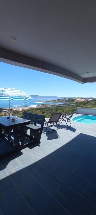 Royal Albatros Apartment Gansbaai Exterior foto
