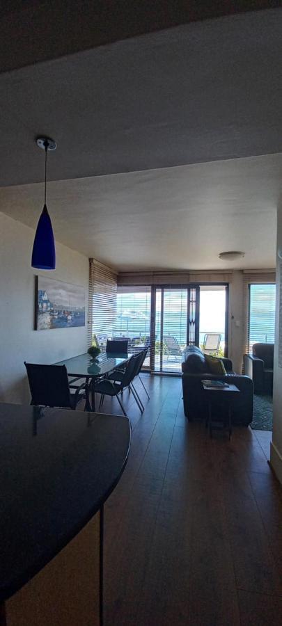 Royal Albatros Apartment Gansbaai Exterior foto