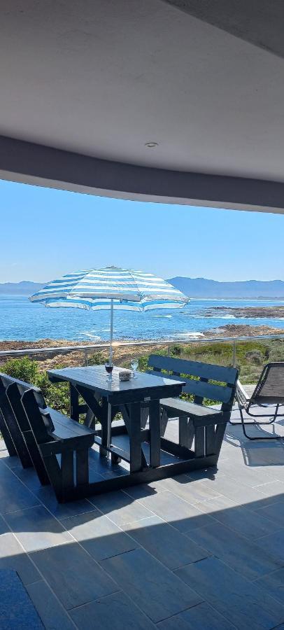 Royal Albatros Apartment Gansbaai Exterior foto